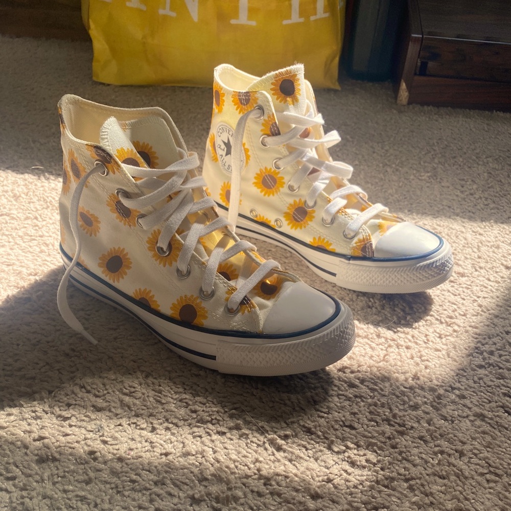 Sunflower converse